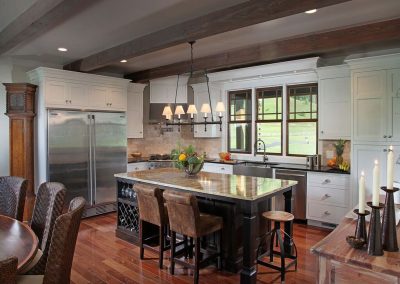 Mixed finishes add interest to kitchen, Hiawassee, Georgia